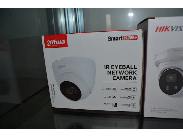 Netwerk camera alhua dh-ipc-hdw2431tp-as-s2, netwerk camera hikvision ds-2cd2346g2-1, camera hikvision turbo hd ds-2ce56dot-irmf, poe injector wi-tek wepoe55-48v-60w - afbeelding 4 van  6