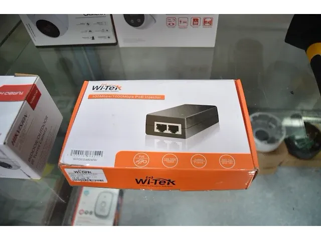 Netwerk camera alhua dh-ipc-hdw2431tp-as-s2, netwerk camera hikvision ds-2cd2346g2-1, camera hikvision turbo hd ds-2ce56dot-irmf, poe injector wi-tek wepoe55-48v-60w - afbeelding 6 van  6