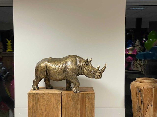 Neushoorn old gold h48cm x l100cm - afbeelding 2 van  2