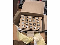 Neutrik - nc 3 fd - diverse audio apparatuur (80x) - afbeelding 1 van  1