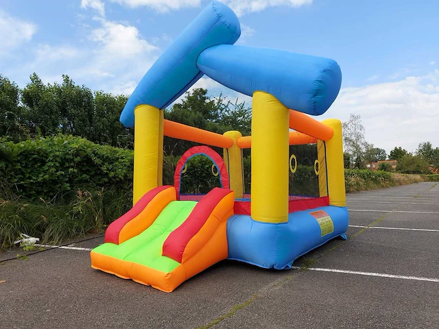 New colours - bouncy cstle - springkussen - afbeelding 1 van  3