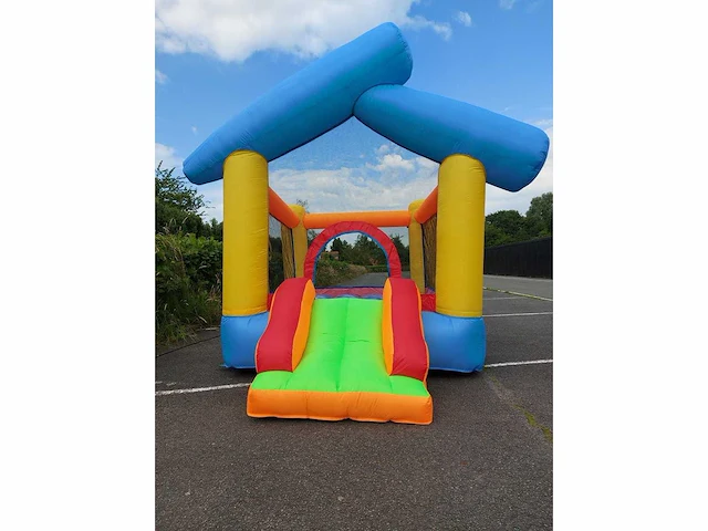 New colours - bouncy cstle - springkussen - afbeelding 2 van  3