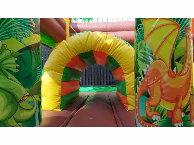 New dinopark - bouncy castle /slide - springkussen - afbeelding 3 van  5