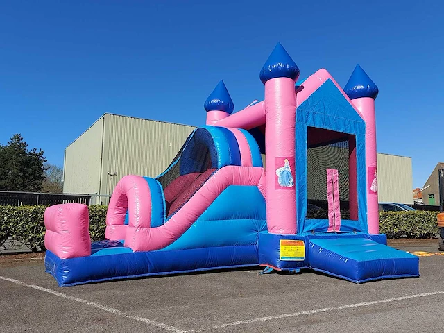 New doornroos - bouncer slide - bouncy castle - afbeelding 3 van  3