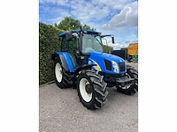 New holland - 2004 - tl90a - vierwielaangedreven landbouwtractor - afbeelding 23 van  24