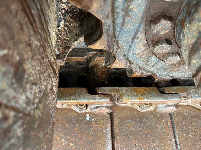 New holland - 2008 - e215b - rupsgraafmachine - afbeelding 13 van  43