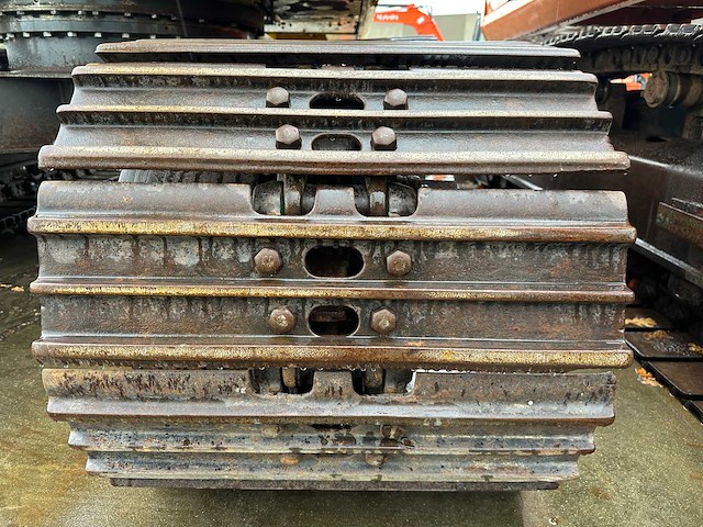 New holland - 2008 - e215b - rupsgraafmachine - afbeelding 18 van  43