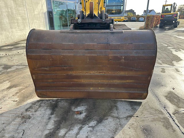 New holland - 2008 - e215b - rupsgraafmachine - afbeelding 43 van  43