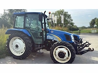 New holland - 2011 - t5050 - vierwielaangedreven landbouwtractor - afbeelding 12 van  24