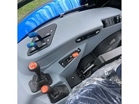 New holland - 2023 - t5.90s - vierwielaangedreven landbouwtractor - afbeelding 15 van  34