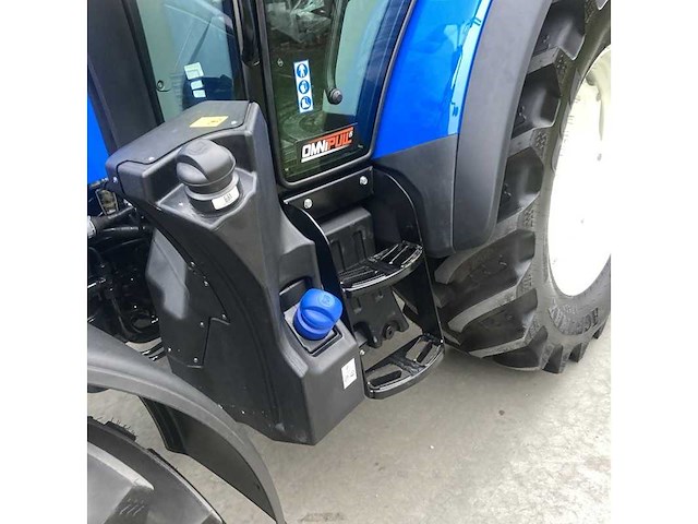 New holland - 2023 - t5.90s - vierwielaangedreven landbouwtractor - afbeelding 33 van  34