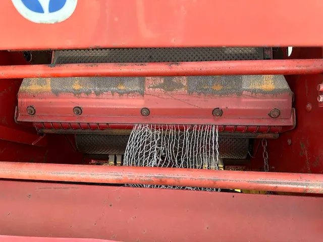 New holland - 644 - balenpers - 1997 - afbeelding 10 van  26