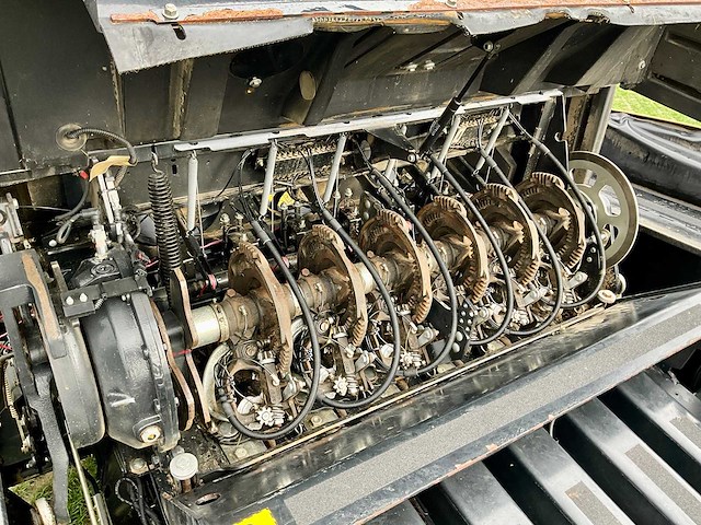 New holland bigbaler 1270 plus 2021 - slechts 16581 pakken! - afbeelding 18 van  38