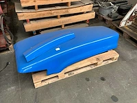 New holland motorkap - afbeelding 1 van  5