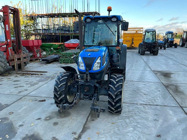 New holland t4.95f tractor - afbeelding 7 van  14