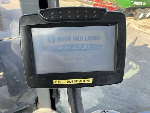 New holland t7040 vierwielaangedreven landbouwtractor - afbeelding 5 van  36