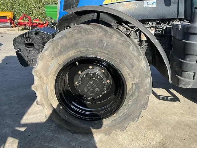New holland t7040 vierwielaangedreven landbouwtractor - afbeelding 10 van  36