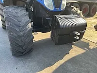 New holland t7040 vierwielaangedreven landbouwtractor - afbeelding 13 van  36