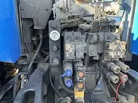 New holland t7040 vierwielaangedreven landbouwtractor - afbeelding 19 van  36