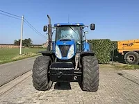 New holland t7040 vierwielaangedreven landbouwtractor - afbeelding 12 van  36