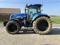New holland t7040 vierwielaangedreven landbouwtractor - afbeelding 35 van  36