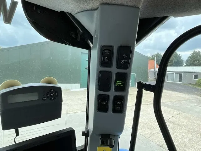 New holland t70504wdsa - 2010 - afbeelding 6 van  33
