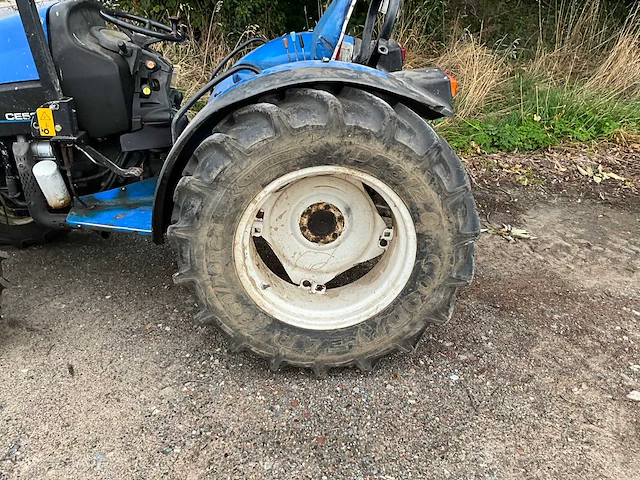 New holland tce50 minitractor - afbeelding 2 van  35