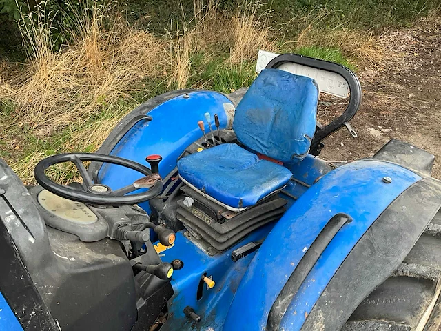 New holland tce50 minitractor - afbeelding 8 van  35