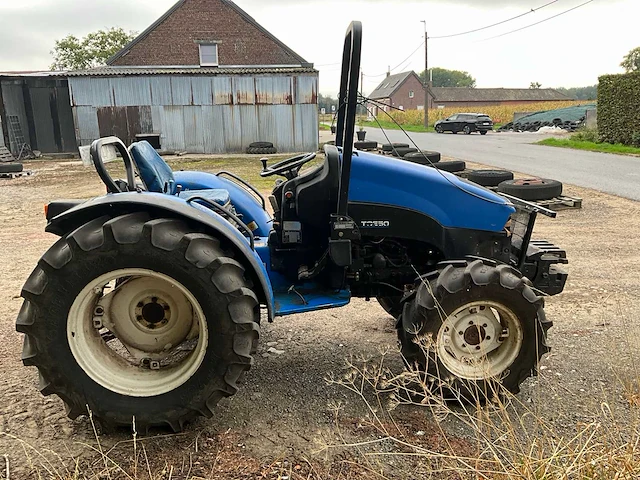 New holland tce50 minitractor - afbeelding 32 van  35
