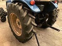 New holland td3.50 vierwielaangedreven landbouwtractor - afbeelding 11 van  20