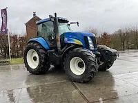 New holland tg 230 vierwielaangedreven landbouwtractor - afbeelding 26 van  28