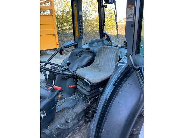 New holland tn75n tractor - afbeelding 10 van  11
