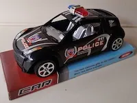 New police car zwart h: 6 cm * l: 15 cm * b: 7 cm - afbeelding 1 van  5