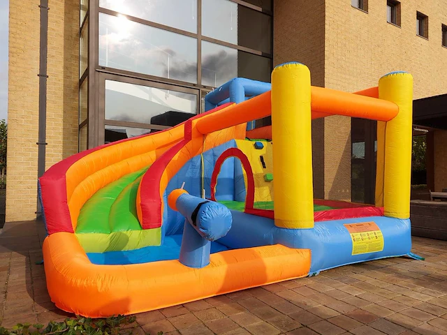 New rainbow - bouncy castle/watergame - springkussen - afbeelding 1 van  3
