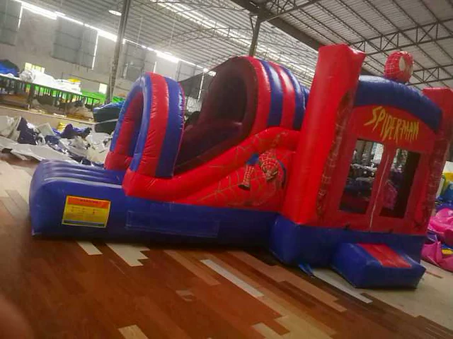 New spiderman - bouncy castle slide - bouncy castle - afbeelding 2 van  2