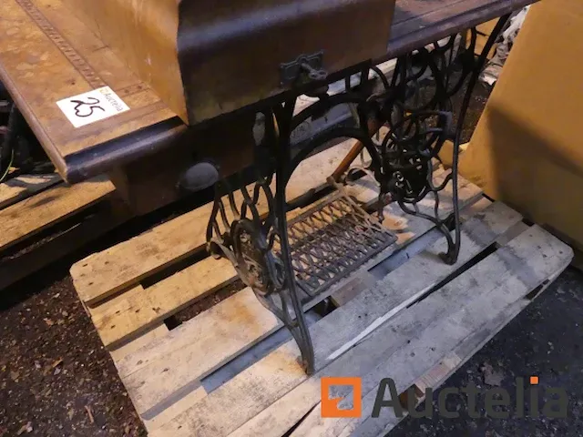 New triumph vintage naaimachine - afbeelding 1 van  7