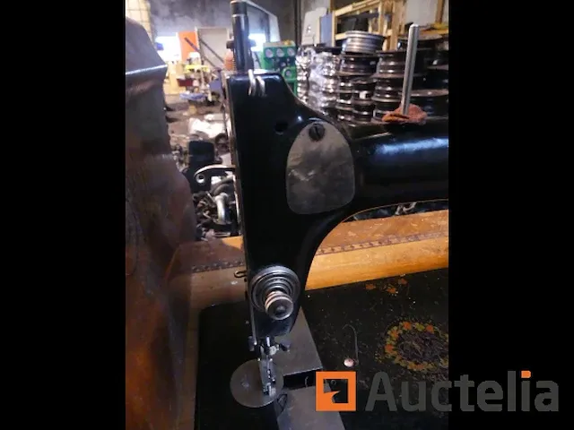 New triumph vintage naaimachine - afbeelding 3 van  7