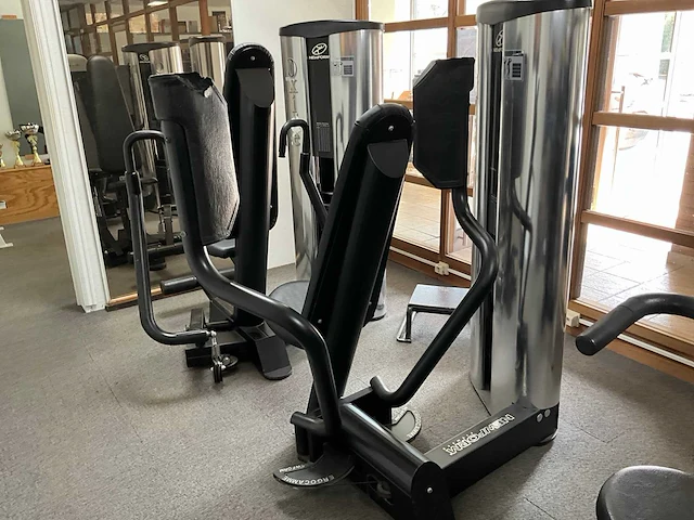 Newform fitness oxide chest press - afbeelding 10 van  17