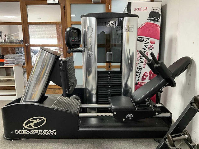 Newform fitness oxide leg press trainer - afbeelding 1 van  15