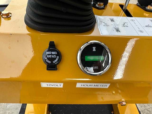 Newrick - 2025 - zw380 - schranklader - afbeelding 11 van  22