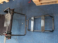 Next level racing gt lite opvouwbare simulatorcockpit - afbeelding 4 van  5