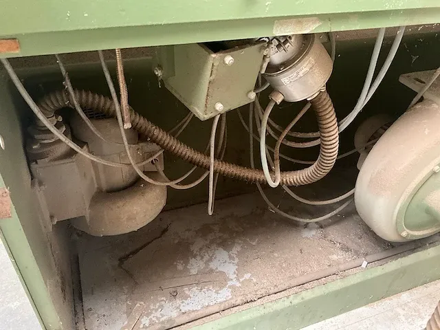 Ney kdp 111s kantaanlijmmachine - afbeelding 2 van  10