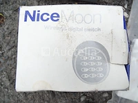 Nice motor met armen en diverse - afbeelding 3 van  8