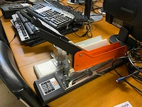 Nietmachines (3x) - afbeelding 2 van  3