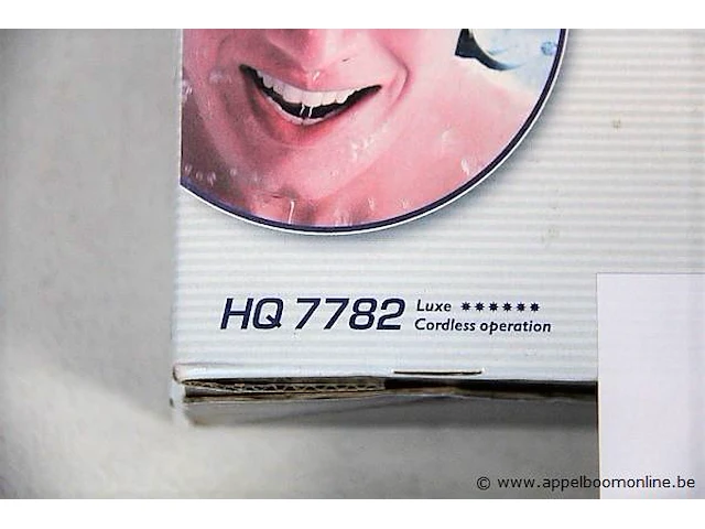Nieuw scheerapparaat philips, type philishave coolskin hq7782 - afbeelding 3 van  3