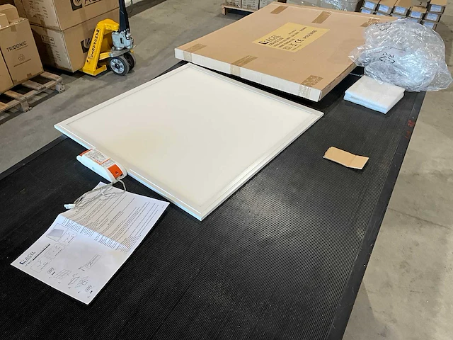 Nieuwe 60x60cm led panel/paneel set (80x) - afbeelding 2 van  8