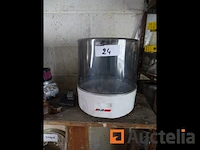 Nieuwe carburateur, gekleurde potten, polyfilla, cups, veiligheidsslot - afbeelding 6 van  13