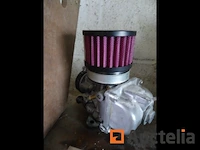 Nieuwe carburateur, gekleurde potten, polyfilla, cups, veiligheidsslot - afbeelding 8 van  13