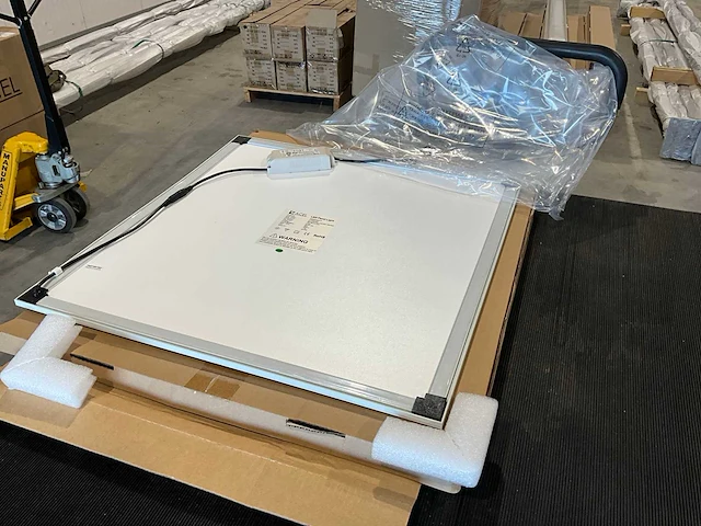 Nieuwe desktop led paneel set - 36w – 3250 lm, 4000k, 595x595 mm (108x) - afbeelding 3 van  9