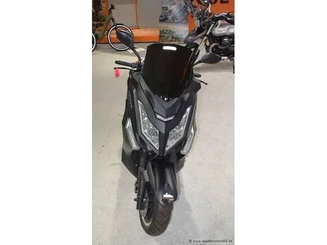 Nieuwe elektrische scooter edrive, 4,6kw, chassisnr l8ymjsye5kx060734, gelijkvormigheidsattest, 2sleutels - afbeelding 2 van  9